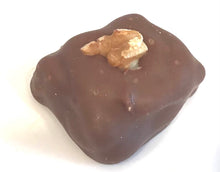 Load image into Gallery viewer, Coconuts